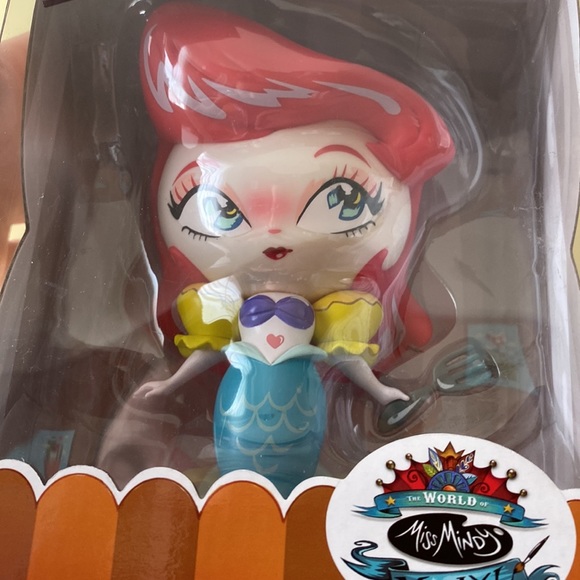Enesco World of Miss Mindy Disney Designer Collection Little Mermaid Figurine 🦀 - Picture 12 of 16